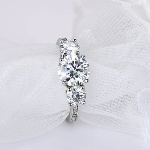 8mm 2 Carat Full Moissanite 925 Sterling Silver Three Stone Wedding Ring for Women