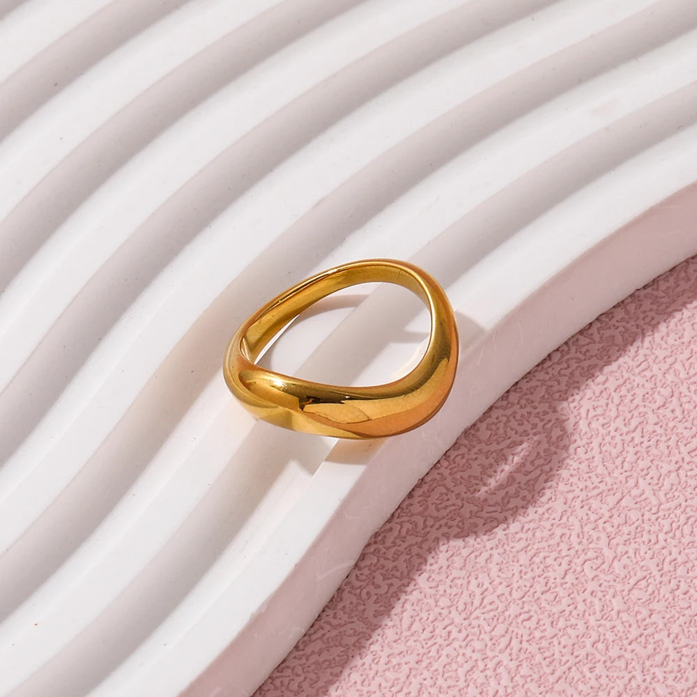 18K Gold Plated Curved Camber Stainless Steel Ring for Women