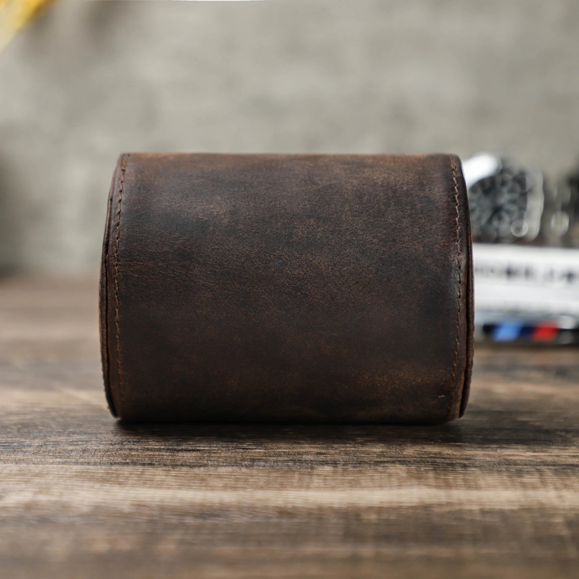 Genuine Vintage Leather Neck Tie Holder with Anti-Wrinkle Storage Men's Travel Tie Roll Case